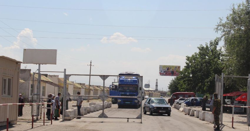 Для кыргызстанцев сняли ограничения на въезд в Узбекистан
