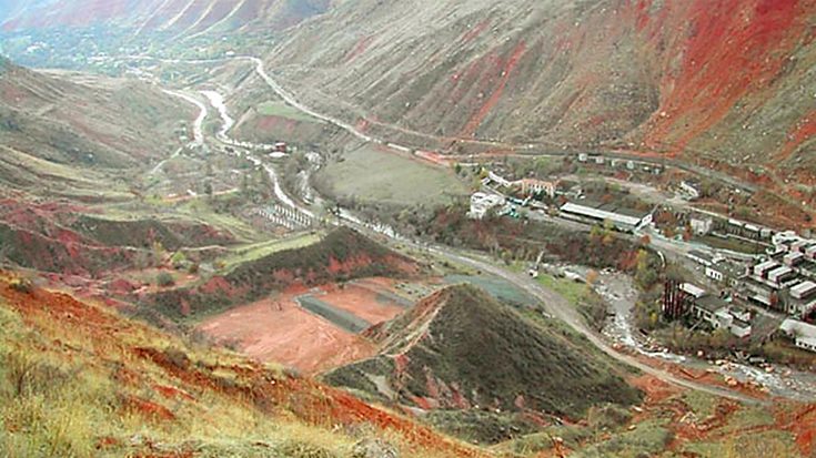 Кыргызстан получит 2.2 миллиарда рублей на рекультивацию хвостохранилищ