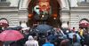 В Москве выстроилась очередь из 300 человек в ожидании начала продаж iPhone 7
